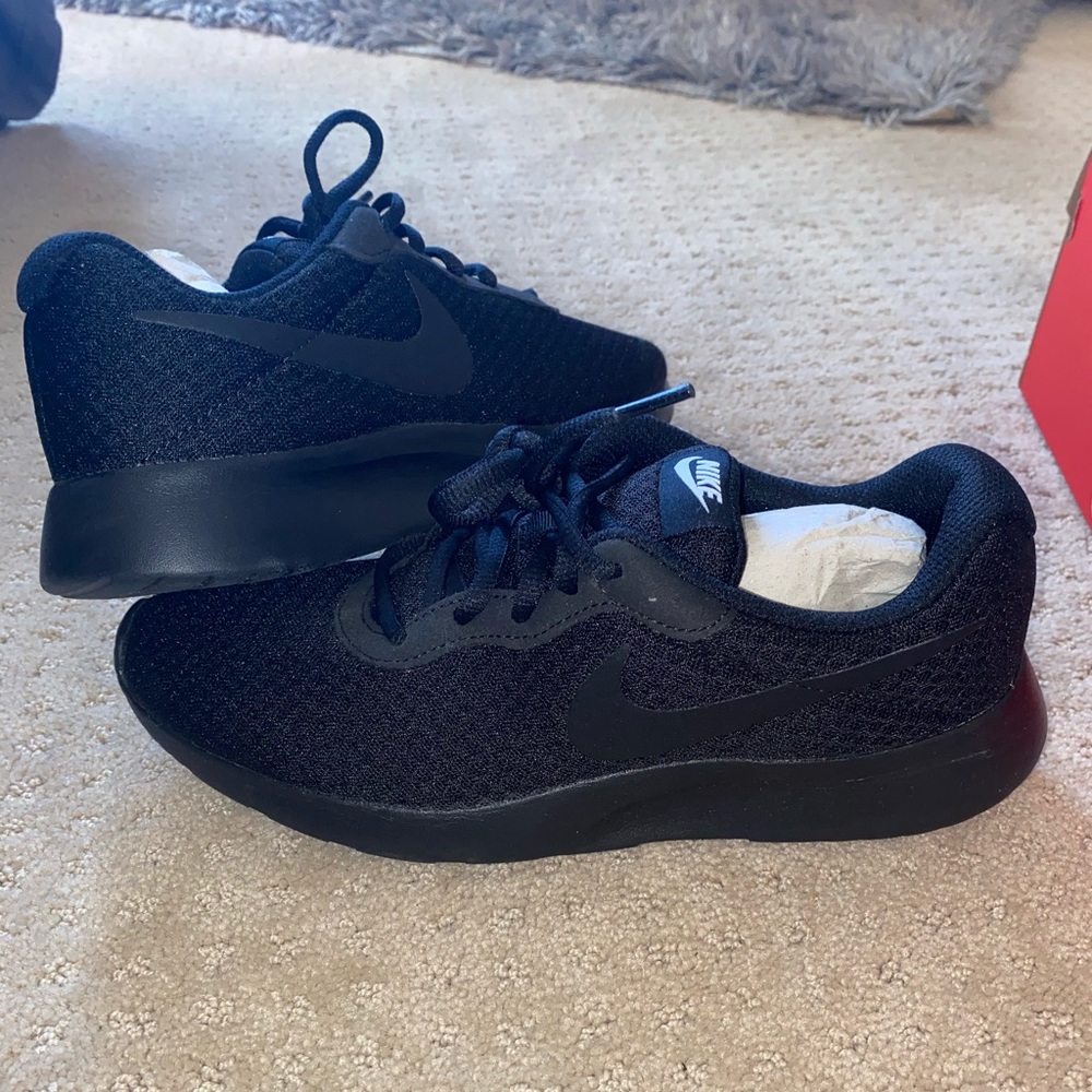 COPY - Women’s Nike Tanjun